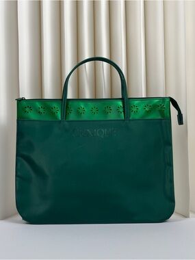Clinique Green Nylon Tote Bag Featuring a Floral Laser-cut Design